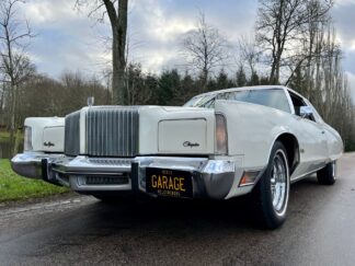 1976 Chrysler New Yorker Brougham St Regis