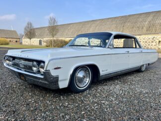 1964 Oldsmobile 98 Luxury Sedan 4dHT ★11.260 MIL★